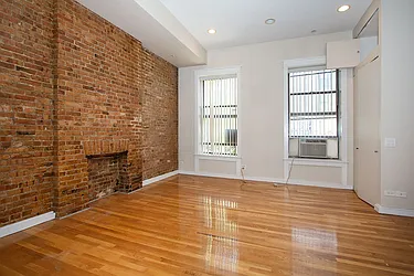 Rented by Harlem Lofts