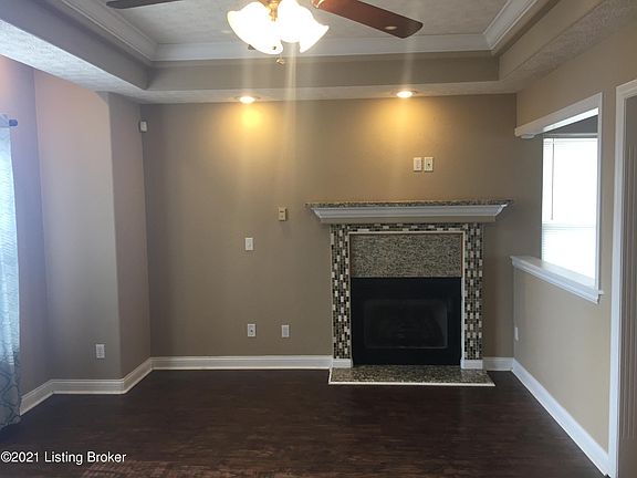 4th image of 145 Tuscany Ln