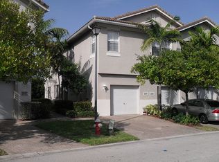 3245 Laurel Ridge Cir, Riviera Beach, FL 33404