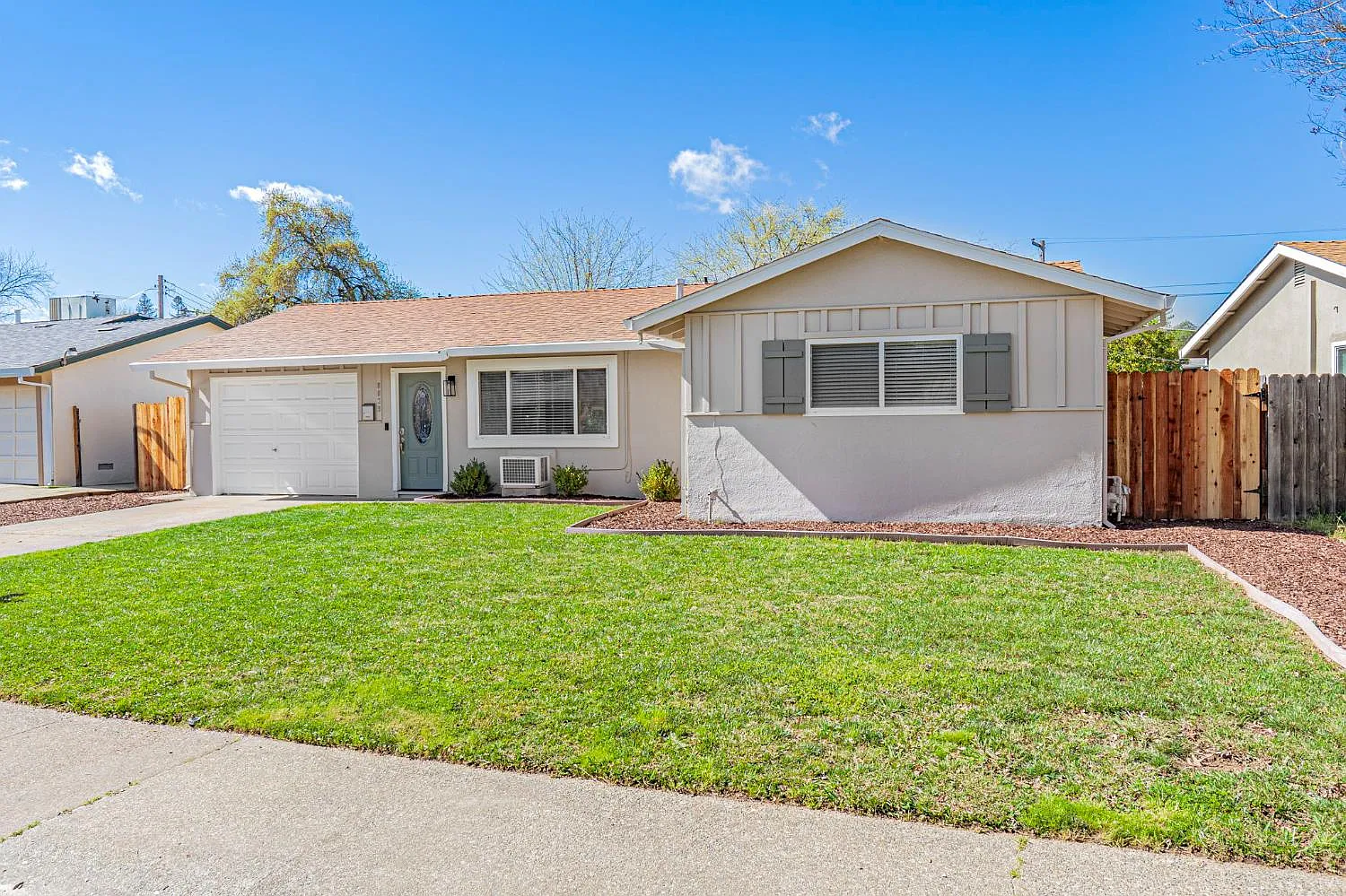 8039 Glen Valley Cir photo 1
