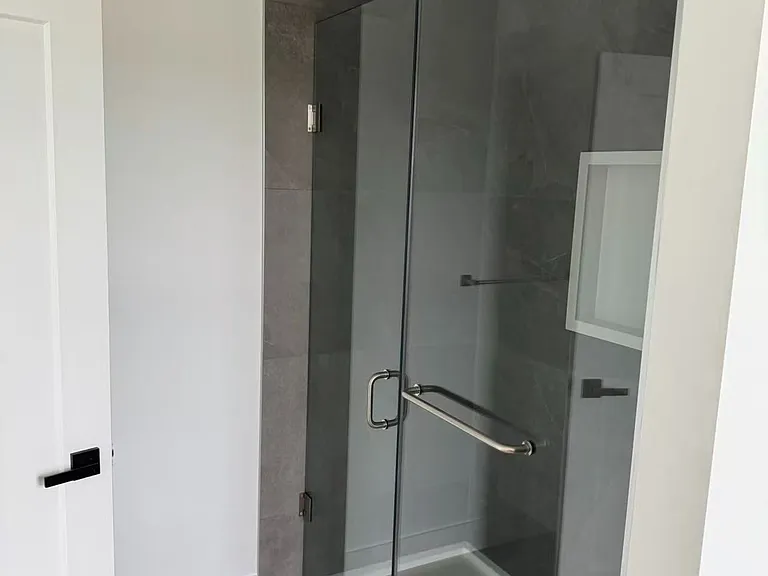 368 Broadview Ave #2 — Photo 6