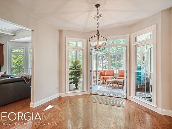 4th image of 548 Grand Ivey Pl