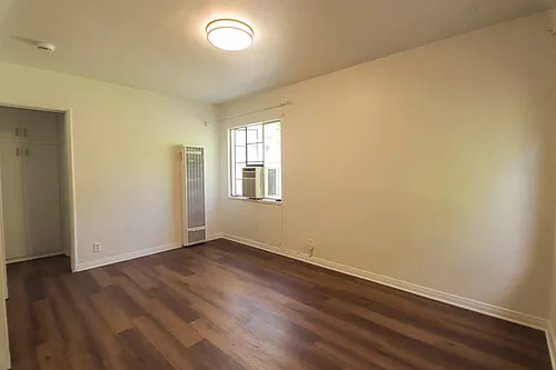 2956 3/4 Hyperion Ave #2956-3/4 Photo 1