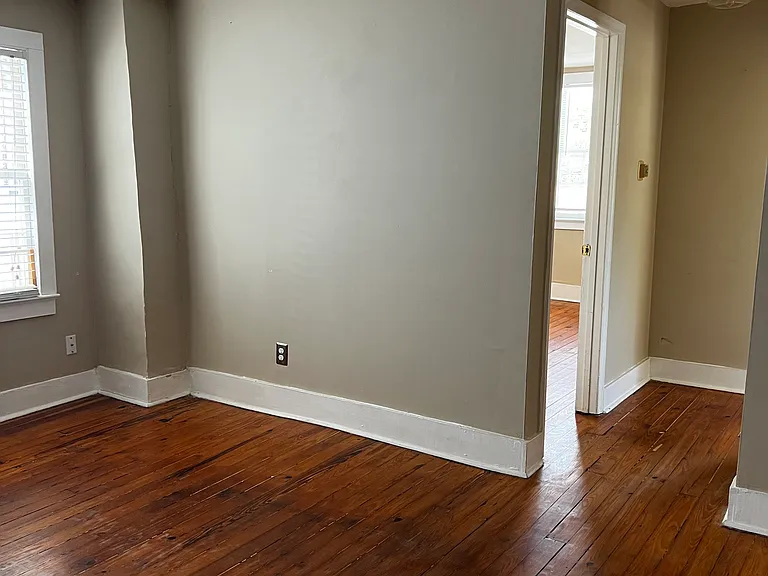 319 Ashley Ave #B — Photo 9