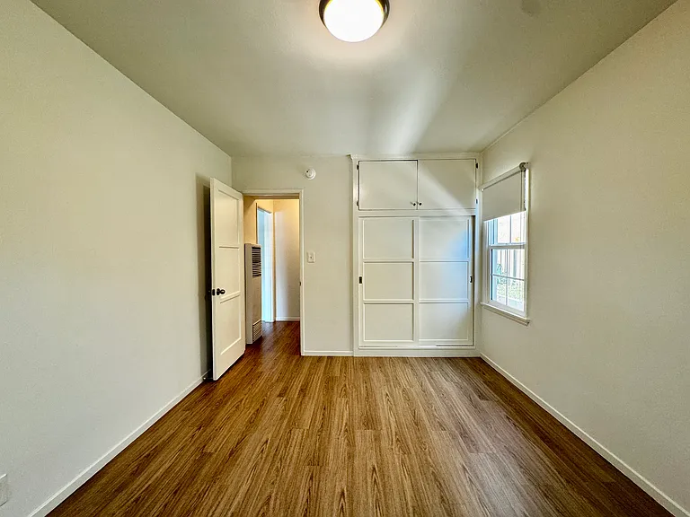 1401 N Fairfax Ave #102 — Photo 17