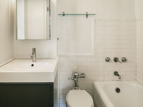 5th image of 45 Tudor City Pl APT 1710