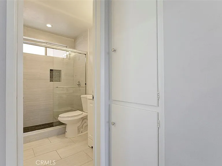 1835 N Alexandria Ave #10 — Photo 11