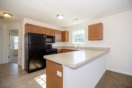 1st image of 100 Buffalo Trce APT 1