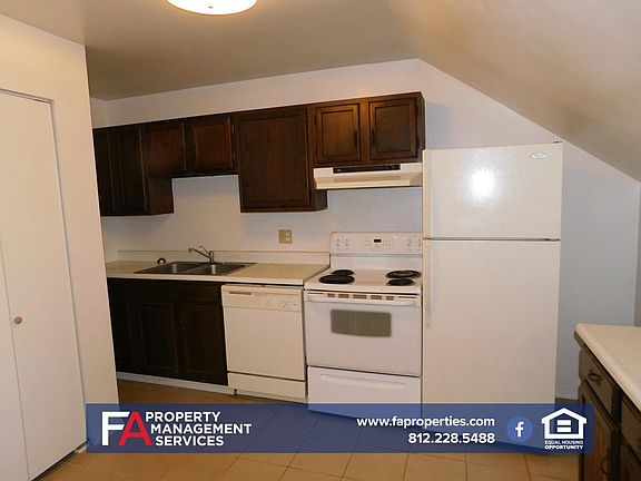 3rd image of 5044 Kenwood Ct APT C