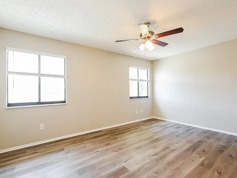 472 Amethyst Way — Photo 11