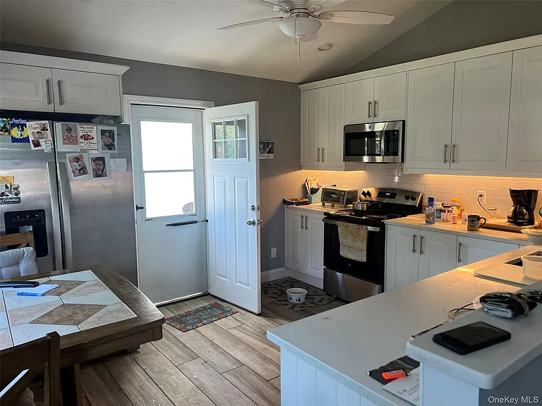 16 Briaroot Dr — Photo 5