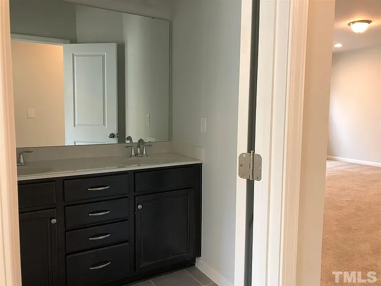 1033 Canyon Shadows Ct — Photo 19
