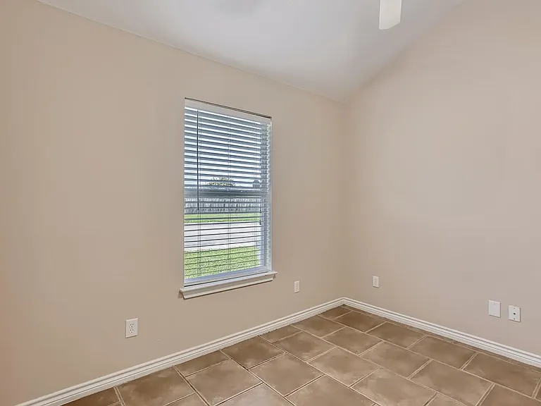 3032 Douglas Fir Dr — Photo 7