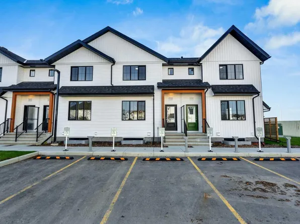 340 Ambleton St NW #305, Calgary, AB T3P 2H5