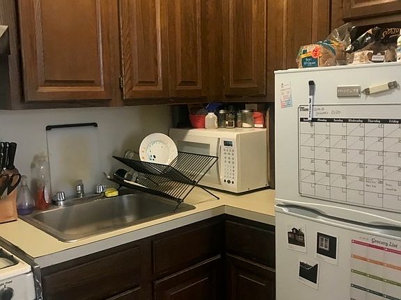 5th image of 56 7th Ave APT 8
