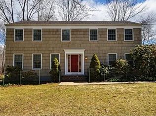 5 Loryn Ln, Mendham, NJ 07945