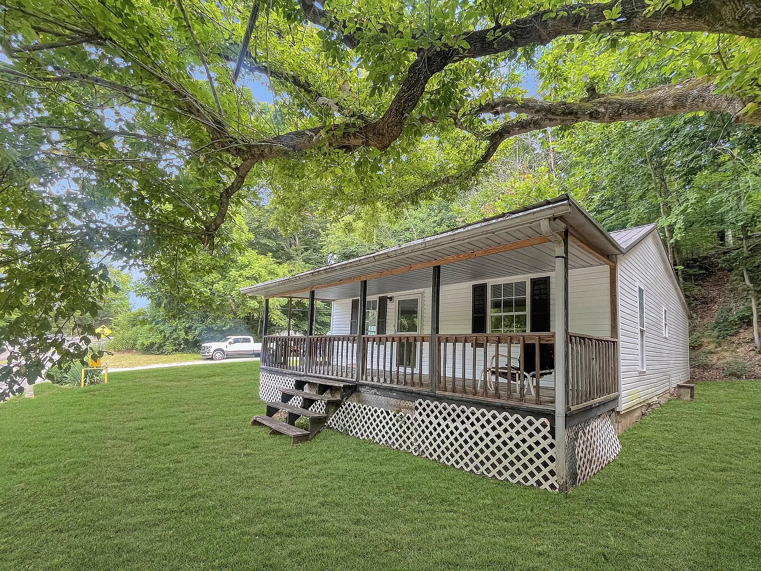6711 Highway 49 photo 1