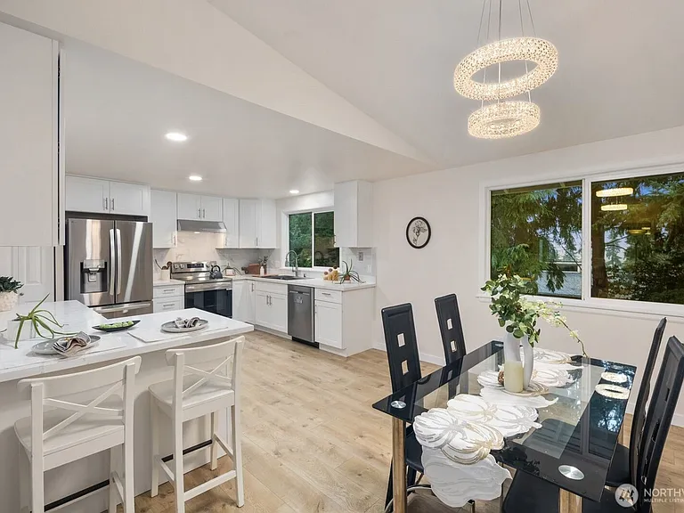 15132 SE 48th Dr — Photo 5