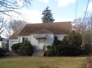 425 Green Ct, Plainfield, NJ 07060