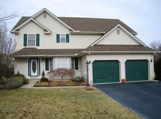100 Bluestone Ct, Camden Wyoming, DE 19934