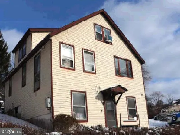 134 Mahon Ave, Factoryville, PA 18419