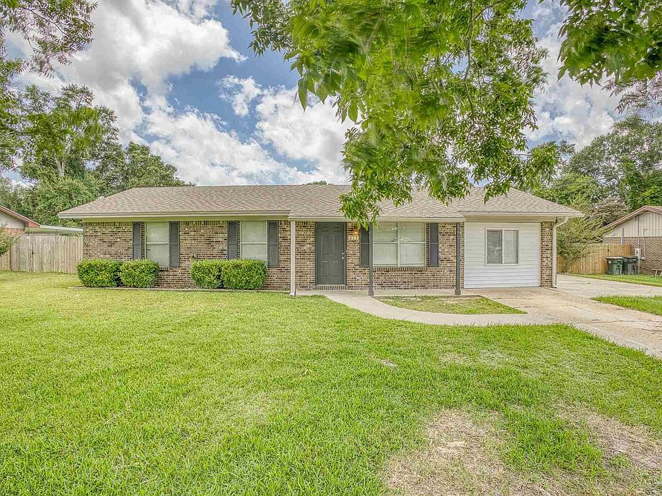 1st image of 371 Crestfield Cir