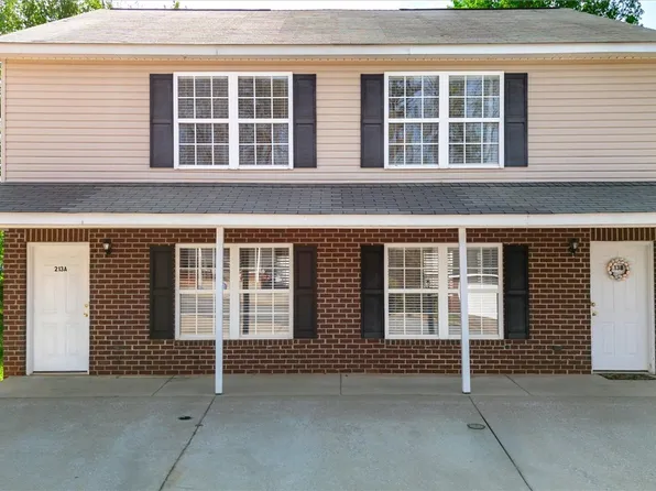 213 Springfield Cir, Easley, SC 29642
