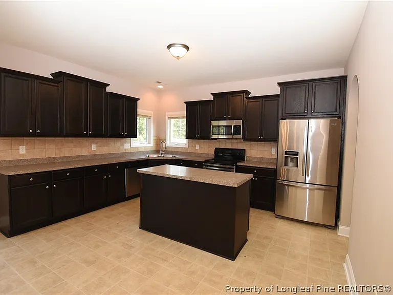 148 S Prince Henry Way — Photo 7