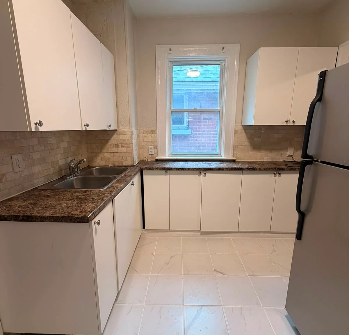 2 bed, $1,650 — Photo 4