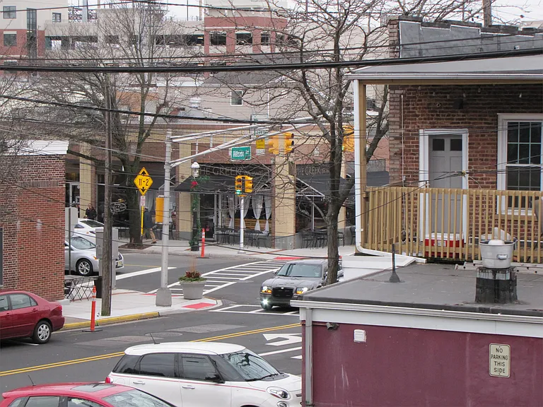 25 Hillside Ave #109 — Photo 18