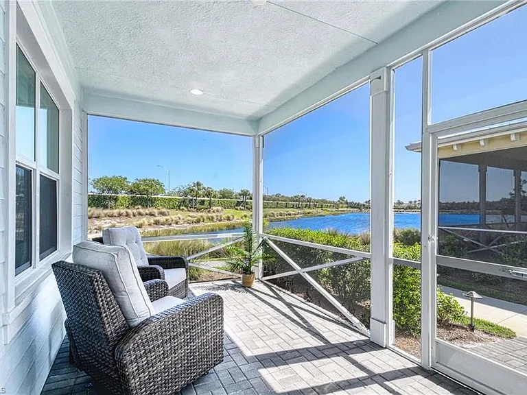 6984 Saona Ct — Photo 24
