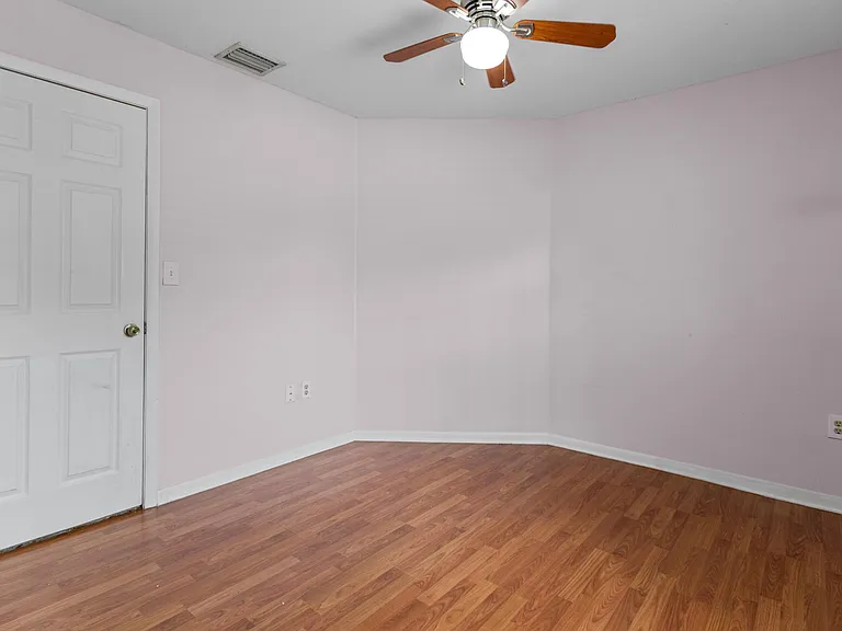 13945 Langley Pl — Photo 47