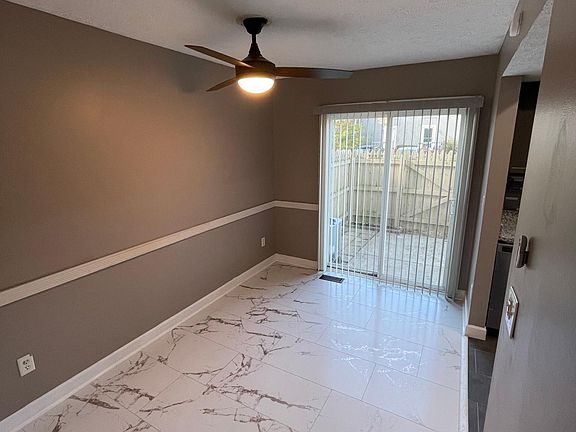 5th image of 7751 Amber Falls Ct
