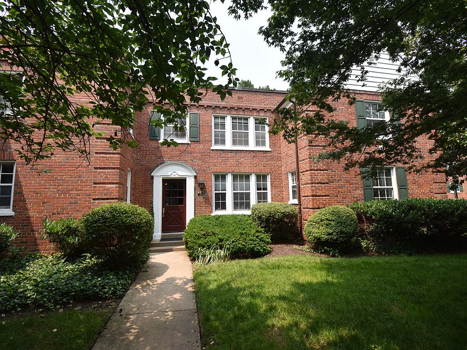 1st image of 1816 Queens Ln #4-225