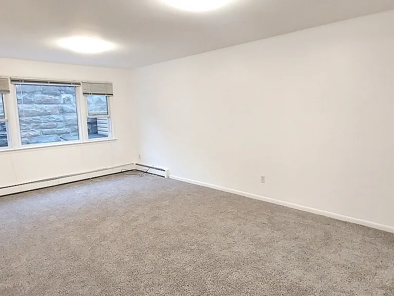 125 Washington Ave N #1 — Photo 11