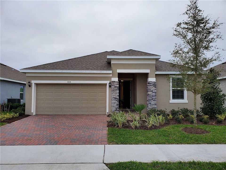 1st image of 818 Lady Bird Ln