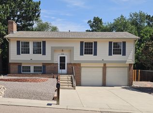 2346 Garden Way, Colorado Springs, CO 80918