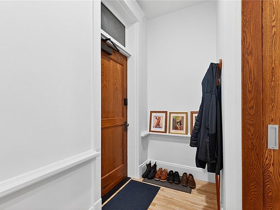 4th image of 235 N 32nd St #302