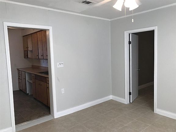 3rd image of 45 W Carver Dr