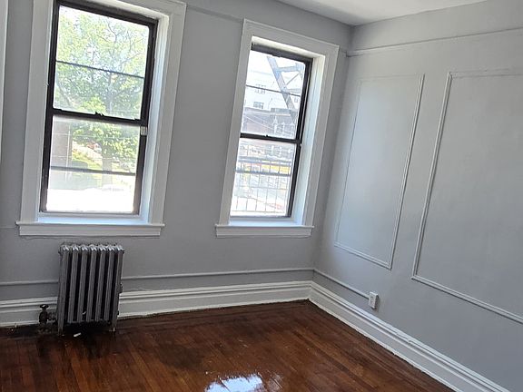 4th image of 755 Chancellor Ave APT 304