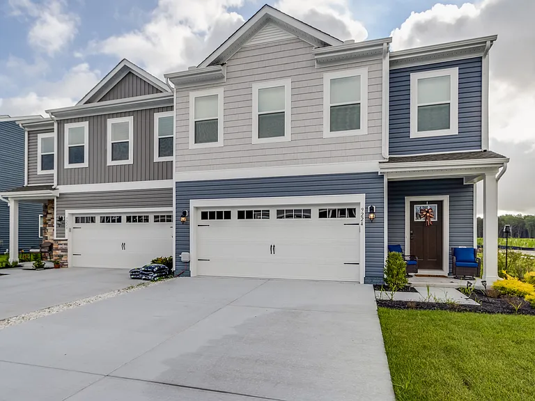 9224 Greenway Trl — Photo 1
