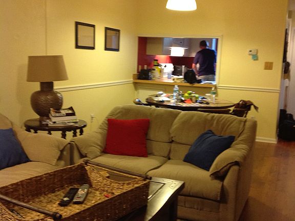 3rd image of 216 Dixie Dr #3