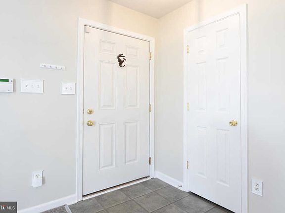 5th image of 4719 Coralberry Ct