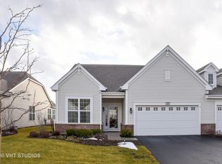 625 N Falls Cir, Hampshire, IL 60140