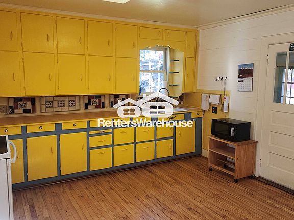 4th image of 1134 Rustic Rd #4