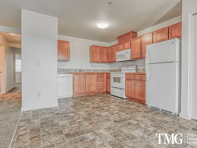 1017 SE 12th Ave — Photo 171