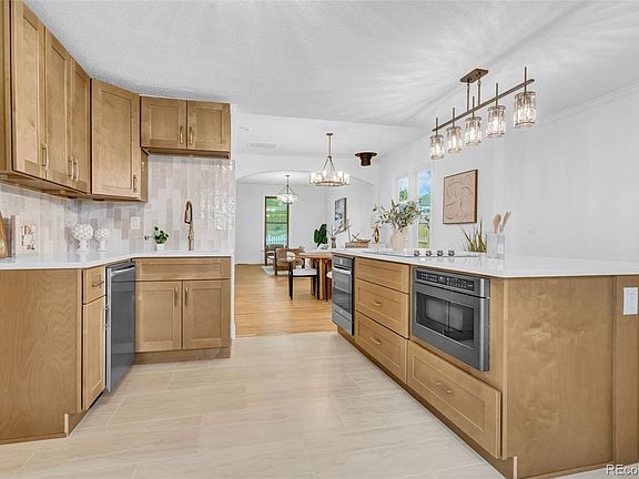 4th image of 4842 Bryant Street