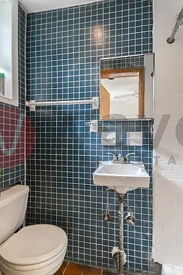 Rented by Bond New York | media 29