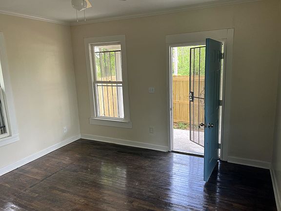 2nd image of 1000 Ethel St