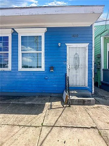 3 bed, 2.0 bath, 1025 sqft, $1,500 — Photo 1